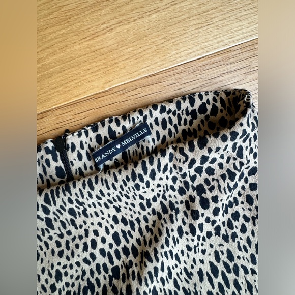 Brandy Melville Cheetah Print Midi Skirt one size - Picture 3 of 4